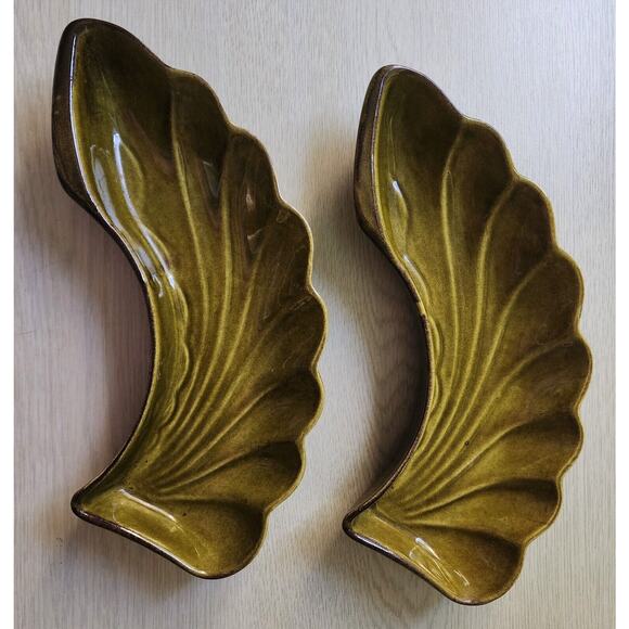 SERVING DISHES-LANE & CO. VAN NUYS, CA-MCM-Pottery-Green-Leaf Shaped-Set of 2 - Picture 3 of 8